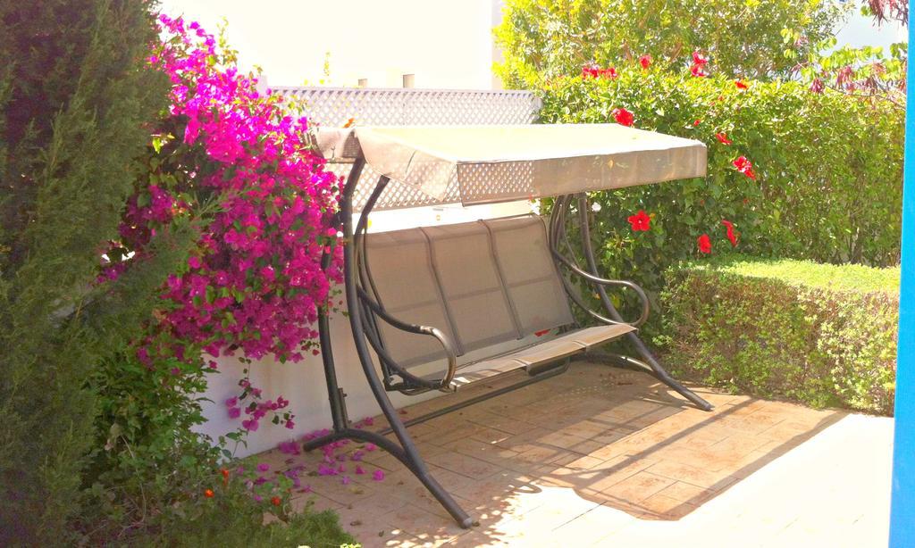Latchi Beach Front Villa - Private Heated Pool - Amazing Uninterrupted Sea Views Polis Buitenkant foto